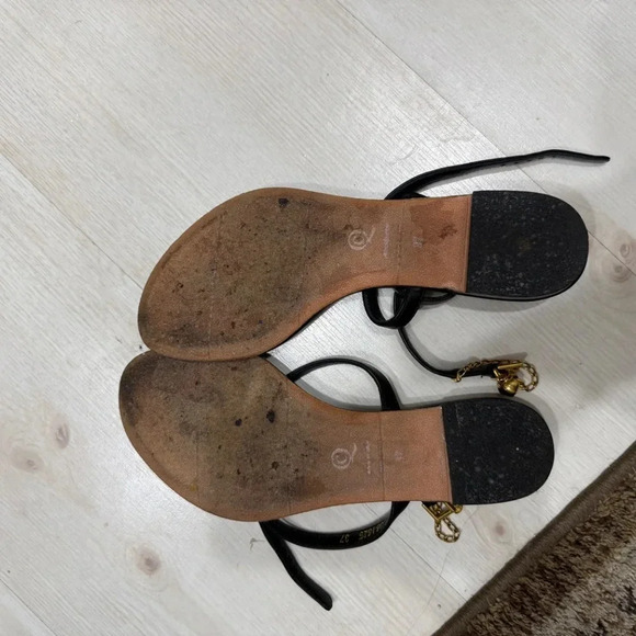 AUTHENTIC and RARE FIND Alexander McQueen Leather Strap Sandals w/ Gold Skull - Picture 3 of 3